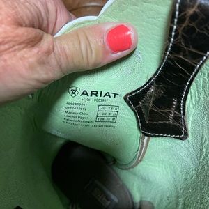Arias women’s boots
